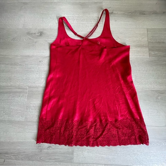 Vintage Victoria’s Secret Red Long Robe M/L and slip dress. 2pc